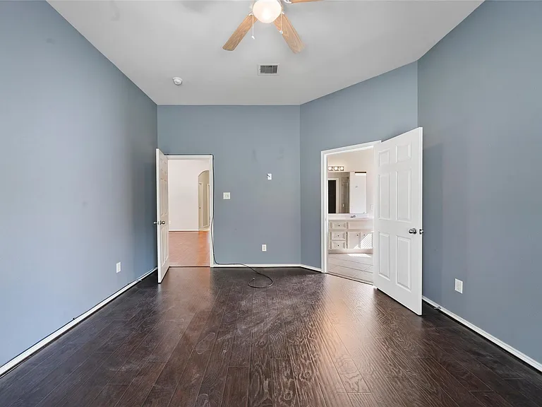 2359 Keegan Hollow Ln — Photo 8