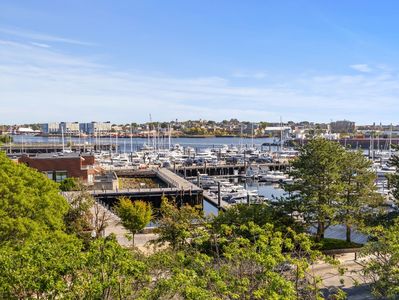 42 8th St APT 5505, Charlestown, MA, 02129