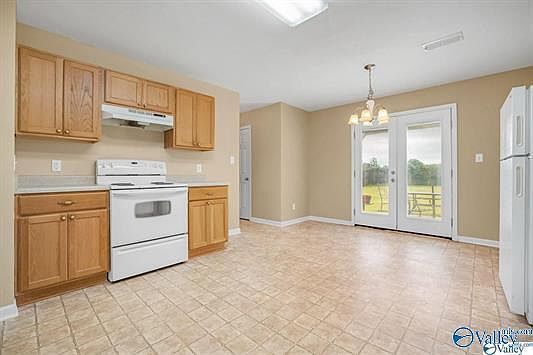 2nd image of 3093 Avalon Lake Dr