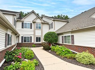 584 Pewaukee Rd UNIT C, Pewaukee, WI 53072