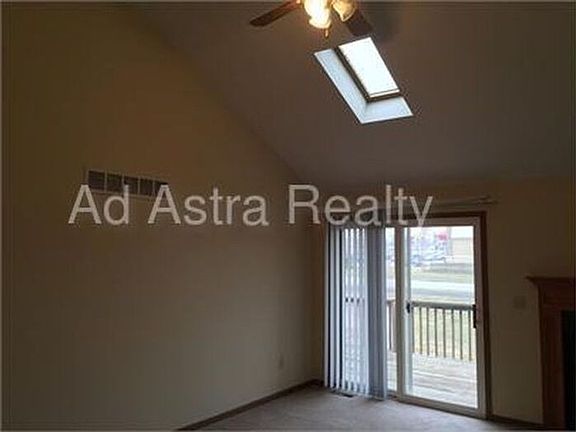 4th image of 2525-2527 Bent Oak Ct