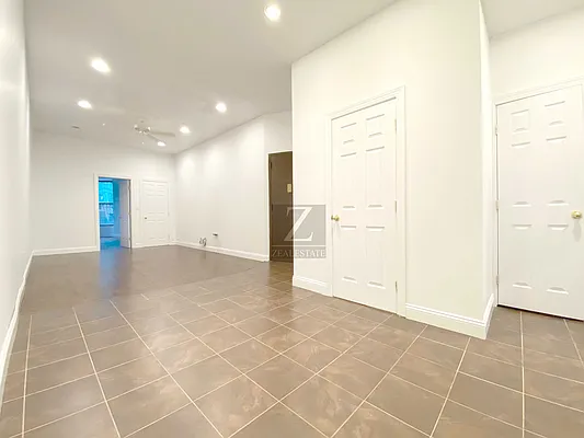 Rented by ZealEstate Group Inc | media 48