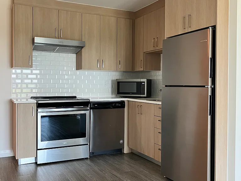 1161 Heron Rd — Photo 102