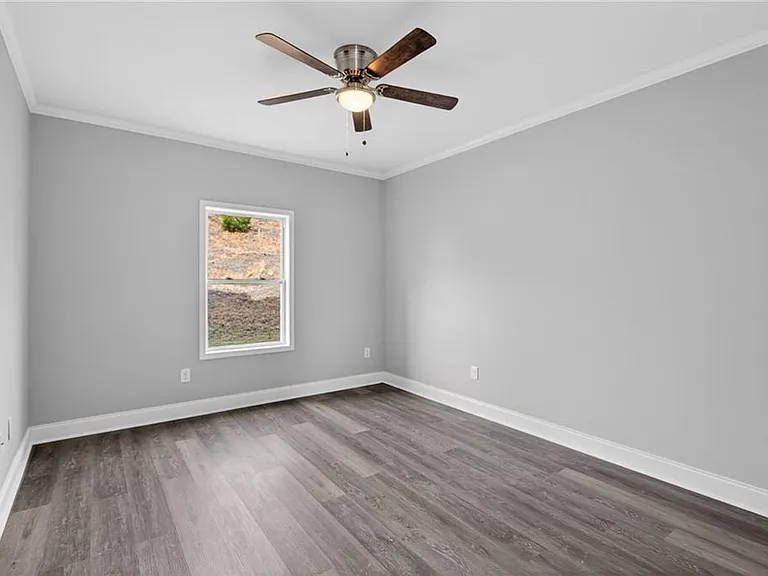 1226 Bloomsbury Ln — Photo 17