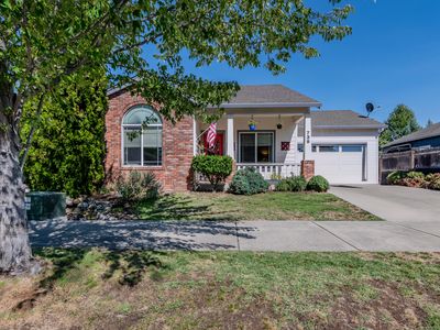 739 S Haskell St, Central Point, OR, 97502