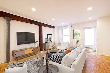 Rented by R New York