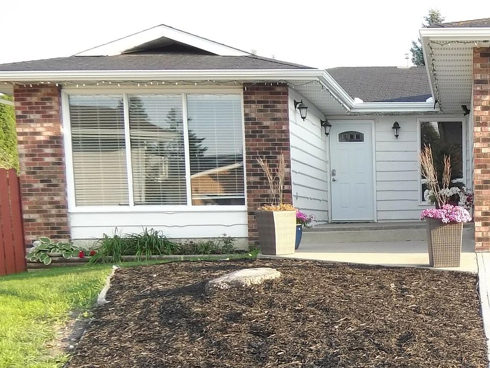 Quiet neighbourhood, close to Millwoods Town Center, Grey Nuns Hospital, LRT, Shopping malls, and international airport.