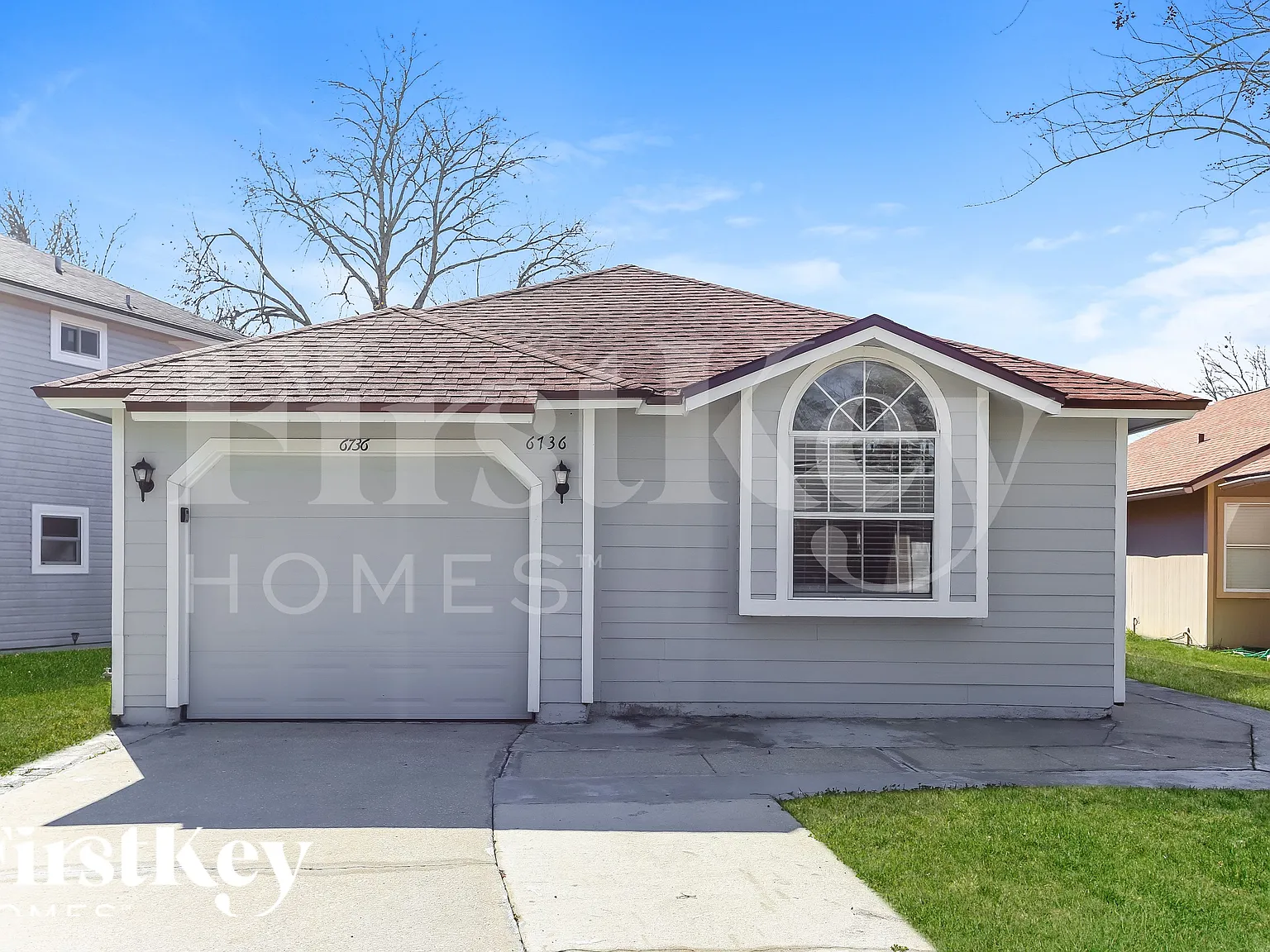 3 bed, 2.0 bath, 1200 sqft, $1,935 — Photo 1