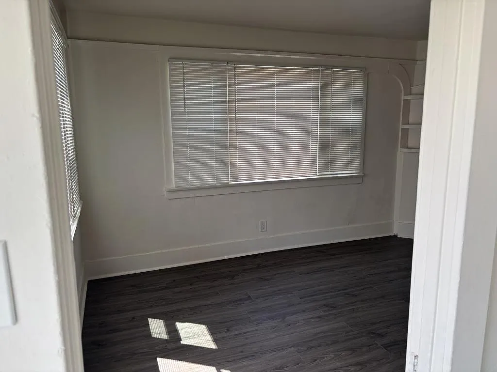 3830 41st St, unit 1 — Photo 4