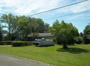 46531 Delta Dr, Decatur, MI 49045