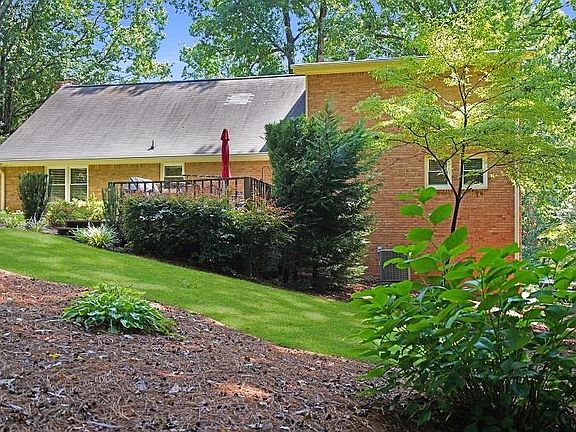 5th image of 6280 Shallowford Way