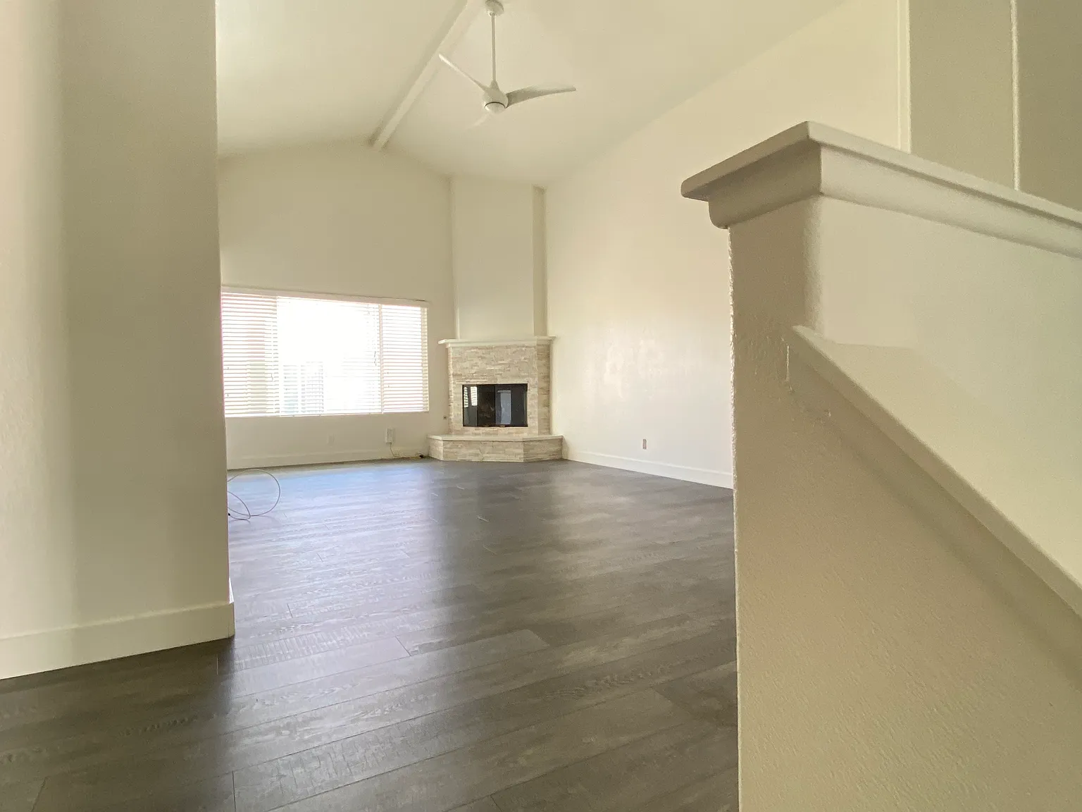 2 bed, 1200 sqft, $4,895 — Photo 4