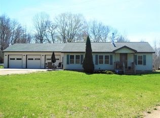 50525 15th Ave, Grand Junction, MI 49056