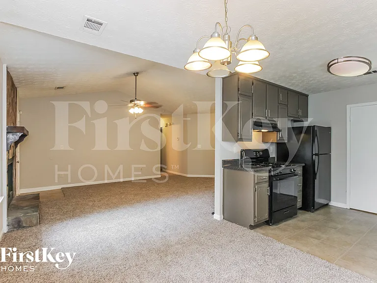 1207 Iron Gate Blvd — Photo 7