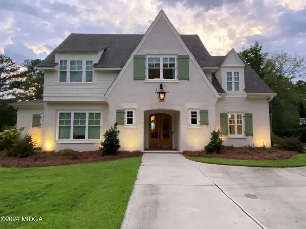 1164 Saint Andrews Dr, Macon, GA 31210