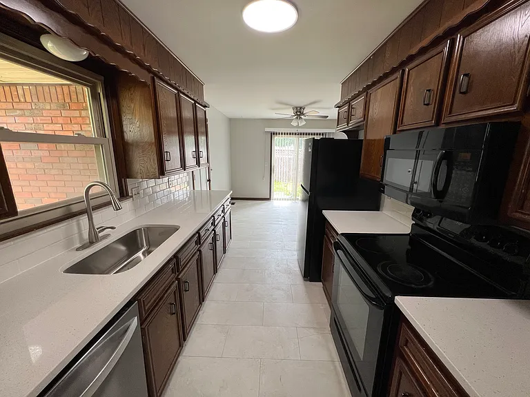 1742 N Callahan St — Photo 5