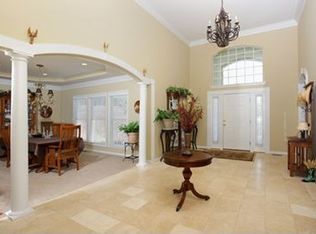 2621 Wynncrest Ridge Dr, Chesterfield, MO 63005