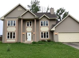 800 Kentwood Dr, Racine, WI 53402