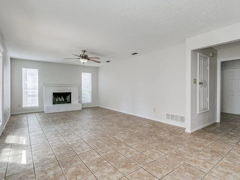 5504 Big Bend Dr — Photo 26