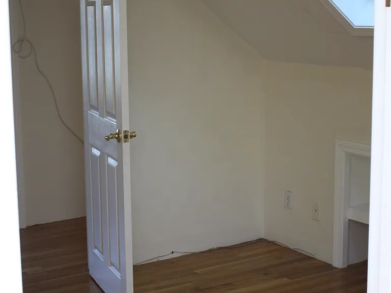 2 Hilltop Rd #2 — Photo 13