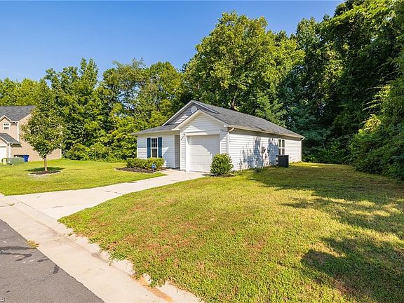 2nd image of 3539 Chelsea Village Ln