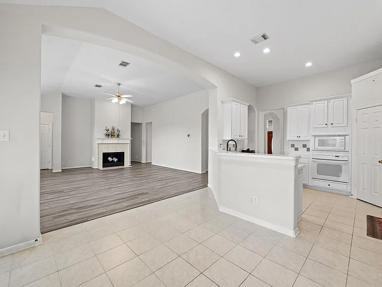 23818 Indian Hills Way — Photo 15