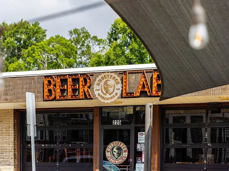 Minutes from breweries, dining, and other retail