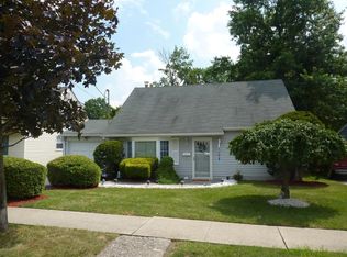 39 Rose Ter, Cedar Grove, NJ 07009