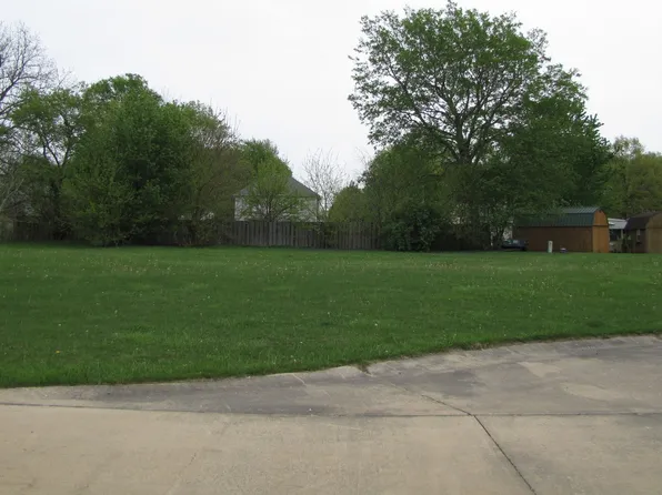 312 Deerfield, Rantoul, IL 61866