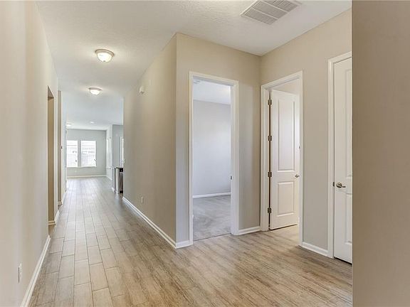 4th image of 2969 Sea Grape Dr S