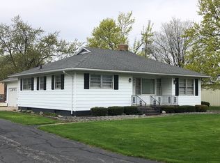 105 S Cherry St, Crescent City, IL