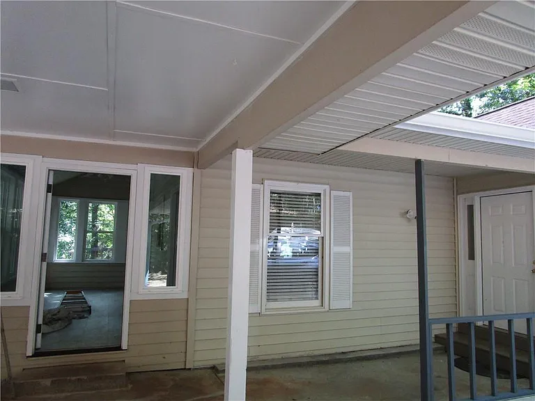 2429 Thompson Mill Rd — Photo 46