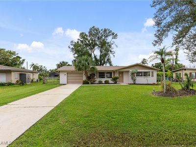 867 June Pkwy, North Fort Myers, FL, 33903