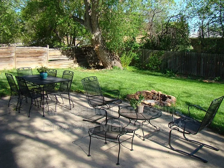 1312 Lakewood Dr — Photo 20