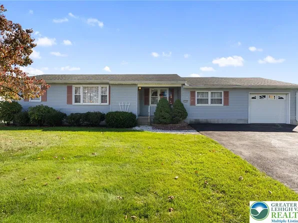 748 Prospect St, Tatamy, PA 18085