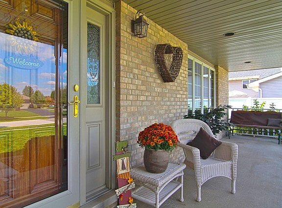 3rd image of 13201 Snowberry Ln