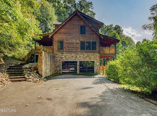 4809 Settlers View Ln, Sevierville, TN 37862
