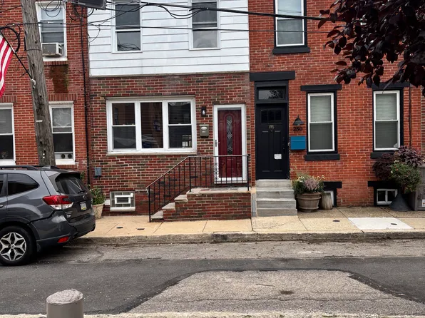 248 McClellan St, Philadelphia, PA 19148