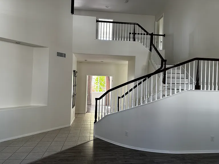 535 Aliento Way — Photo 9