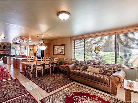 4th image of 1700 Captain Molly Dr #323