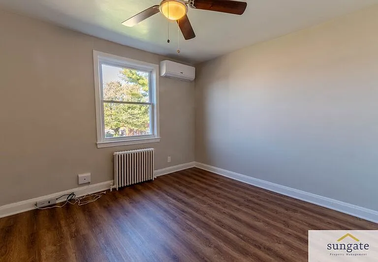 1410 Dartmouth Ave #2 — Photo 3