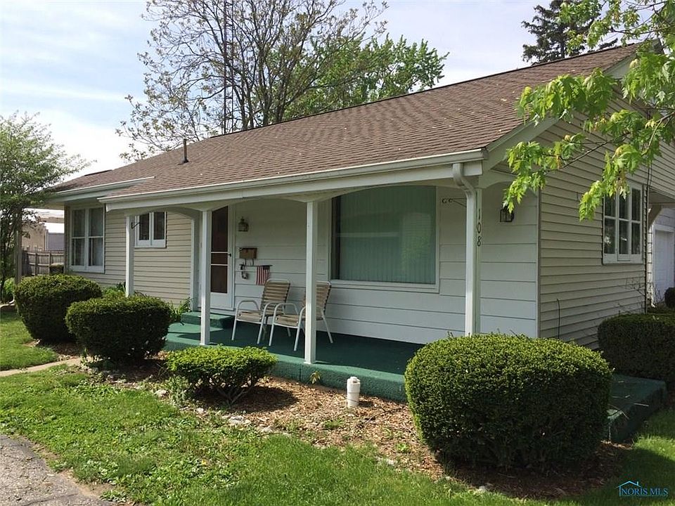 1st image of 108 E Smith St