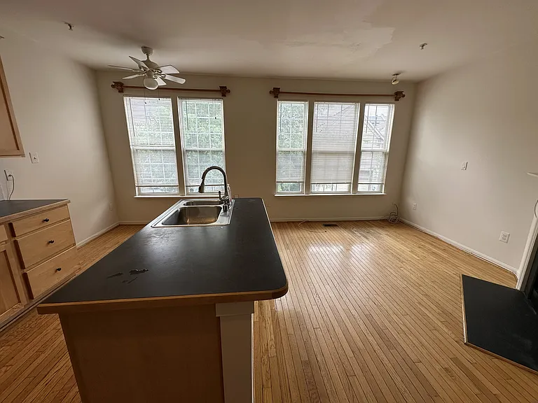 420 Redland Blvd #TOWNHOUSE — Photo 6