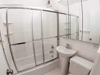 Rented by Urban Real Estate Inc