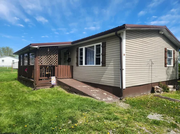 103 Wood St, Buckhannon, WV 26201