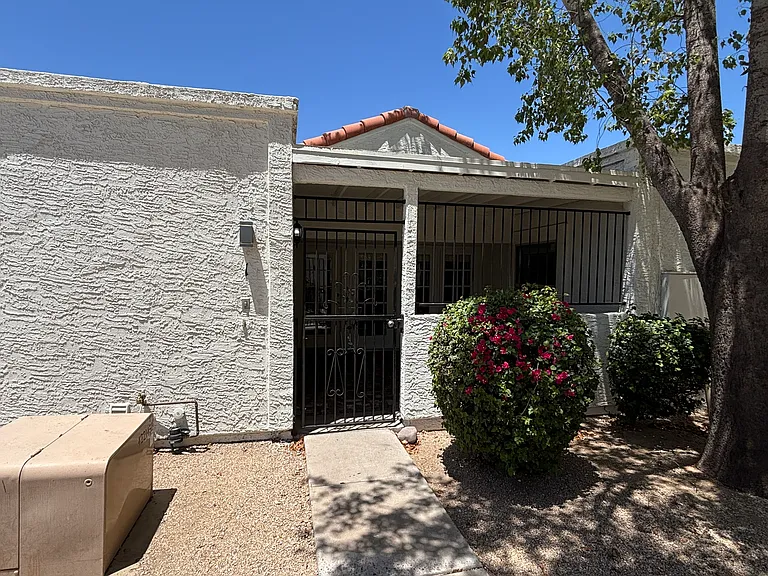 15801 N 29th ST, Unit 1, Phoenix, AZ 85032 — Photo 1