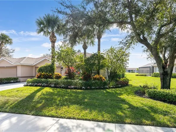 8230 Naples Heritage DR #C11, NAPLES, FL 34112