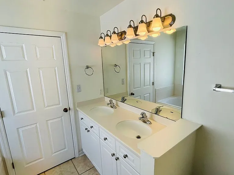 2031 Sunny Dale Dr — Photo 18
