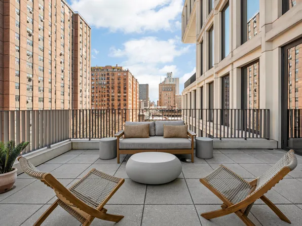 212 West 93rd Street 7A image 2 of 14