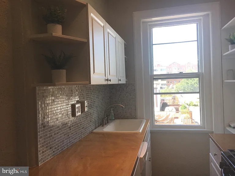 1725 17th St NW #507 — Photo 14